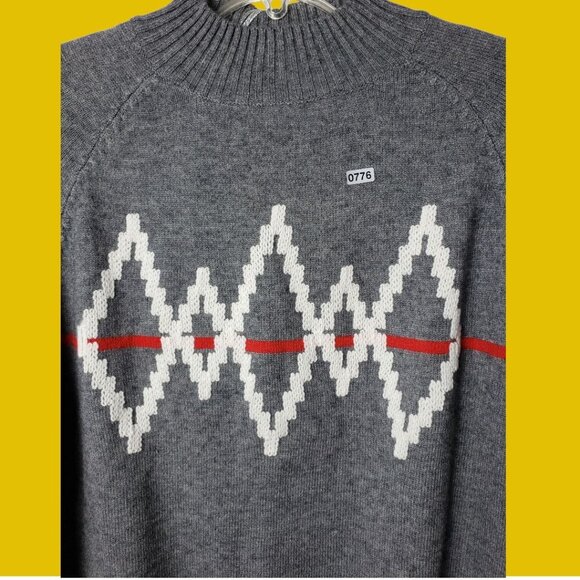 A-one Geometric Crewneck Sweater With Gray/Red/White Diamond Pattern Medium - Picture 7 of 8